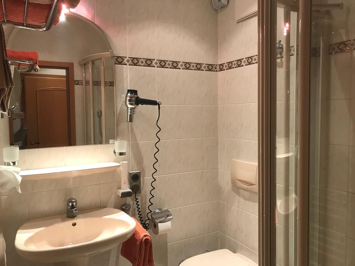 Gasthof & Hotel Goldener Hirsch Bad Berneck im Fichtelgebirge Kültér fotó